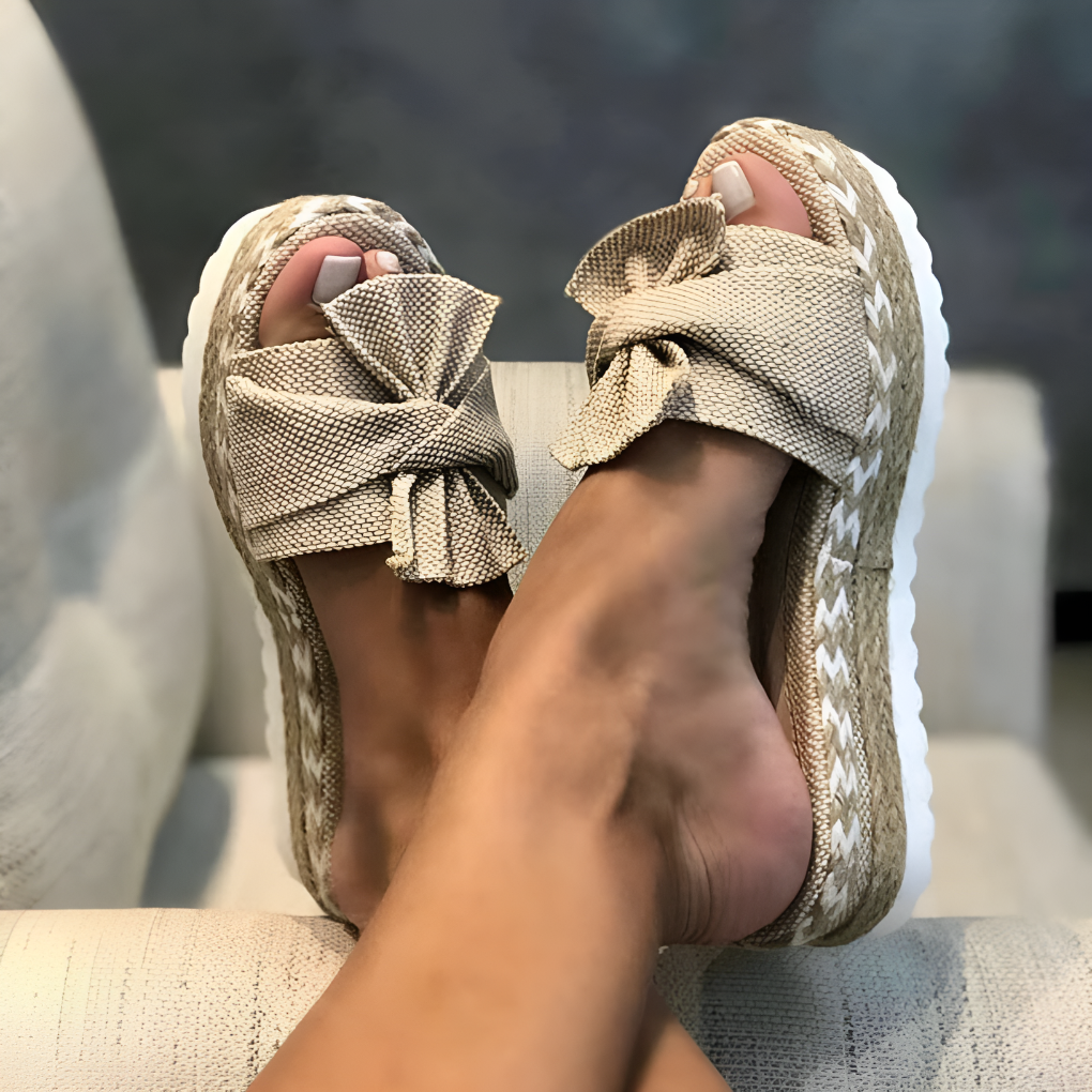 Damenmode-Sandalen für ein ausgewogenes Design