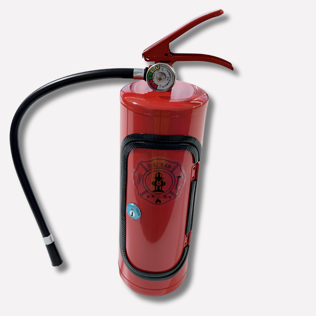 Versteckter Feuerlöscher in der Minibar