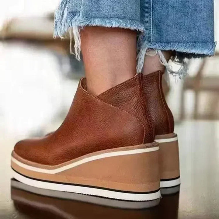Damen-Keilabsatzstiefeletten mit Vintage-Charme