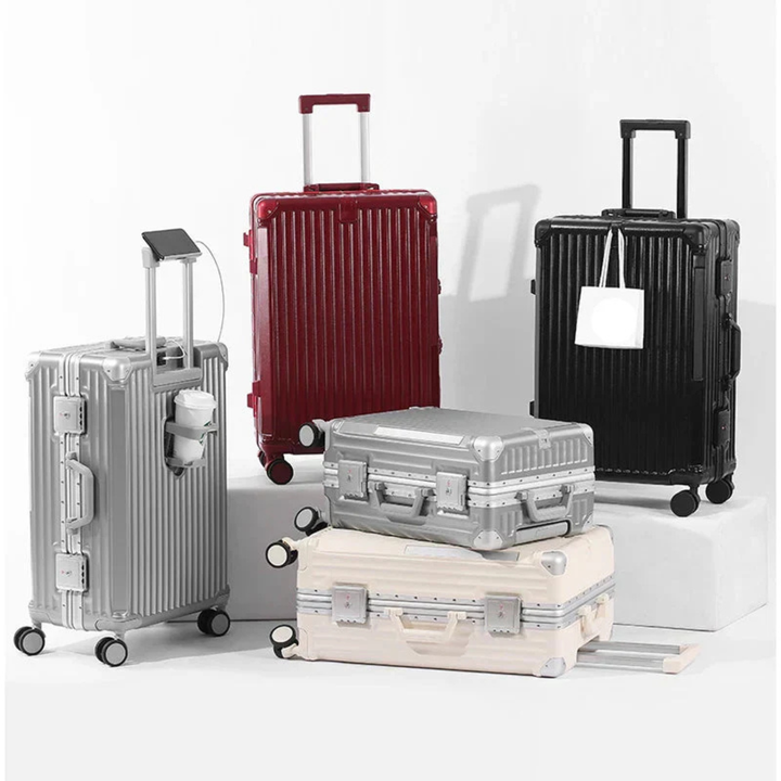 Hartschalenkoffer mit Aluminiumrahmen