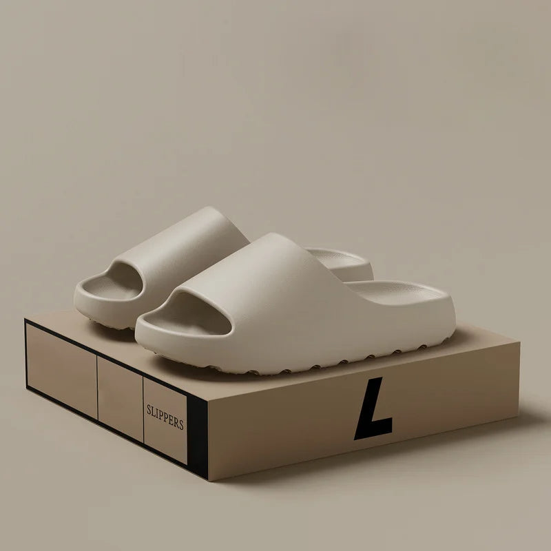 Lässige Herrenpantoffeln mit innovativem Design