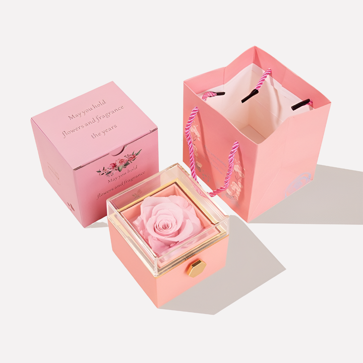 Ewige Rose mit individuell gravierter Halskette