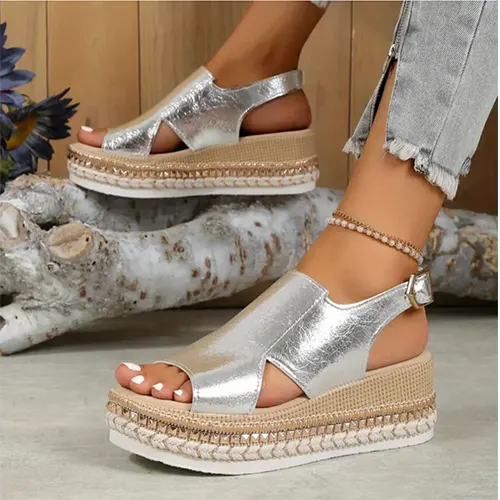 Elegante Damen-Plateausandalen für den Sommer