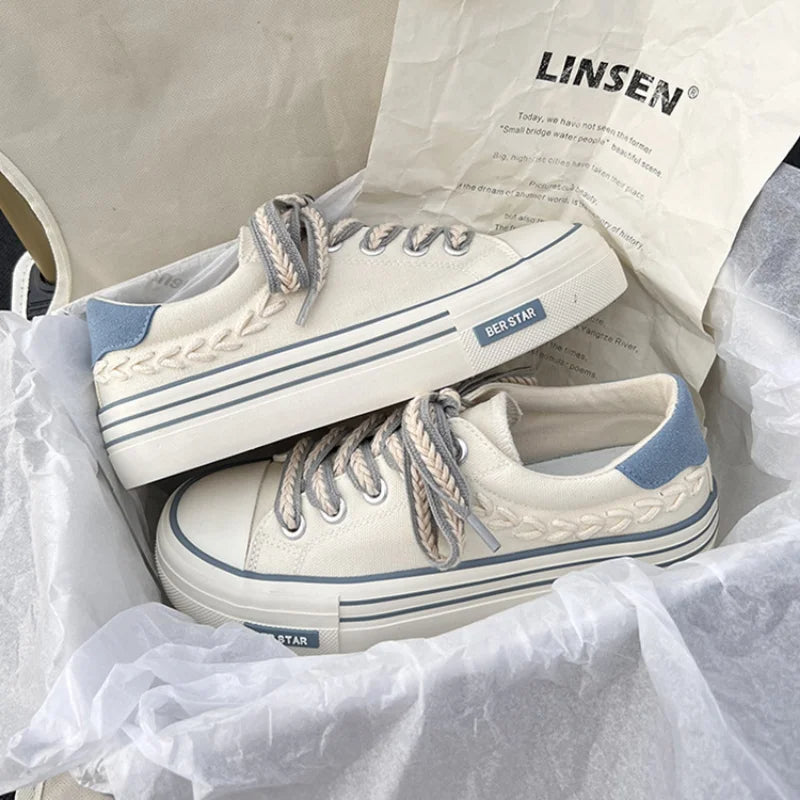 Serenity Plateau-Sneakers aus Canvas