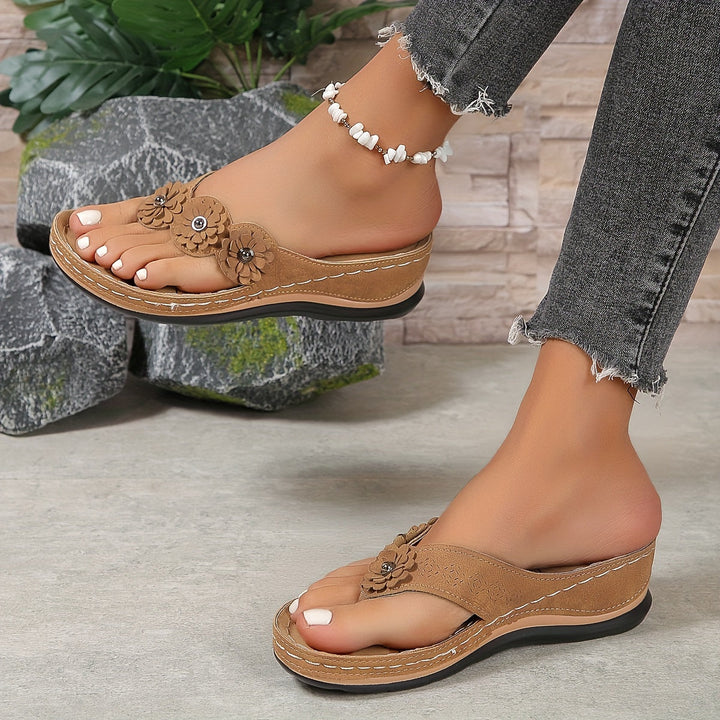 Orthopädische Sandalen für Damen