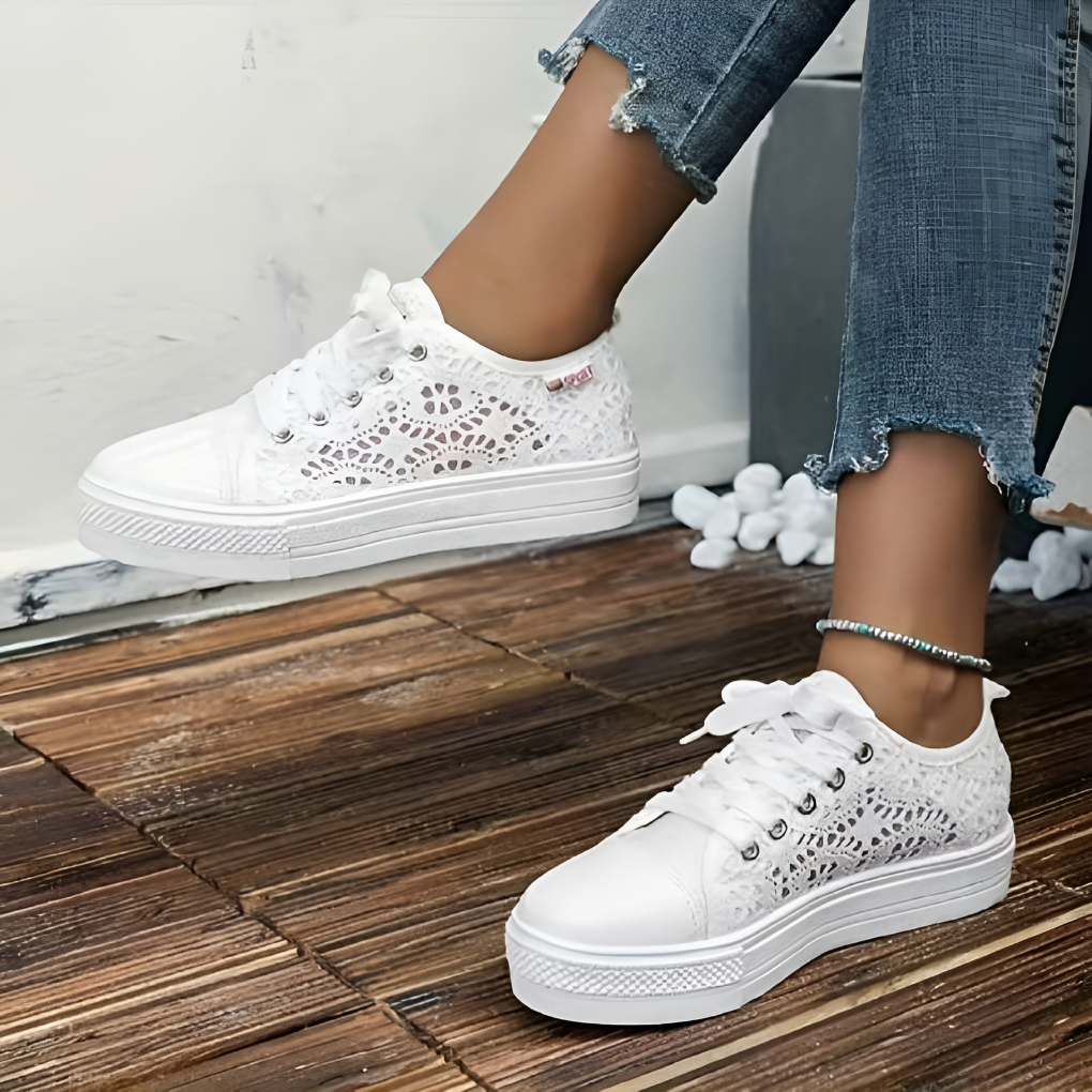 Lässige Mode-Sneaker mit Spitze