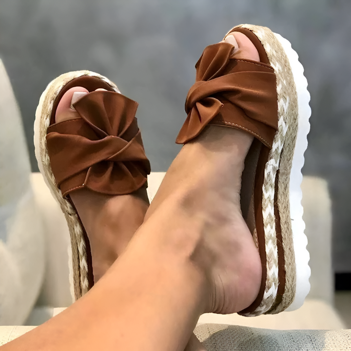 Damenmode-Sandalen für ein ausgewogenes Design
