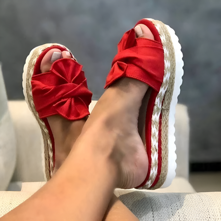 Damenmode-Sandalen für ein ausgewogenes Design