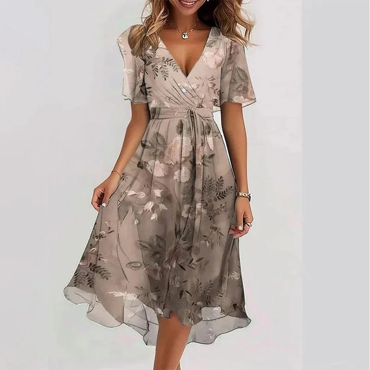 Fließendes Sommerkleid mit Blumenmuster (knielang)