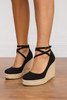 Bequeme flache Sandalen mit Riemchen