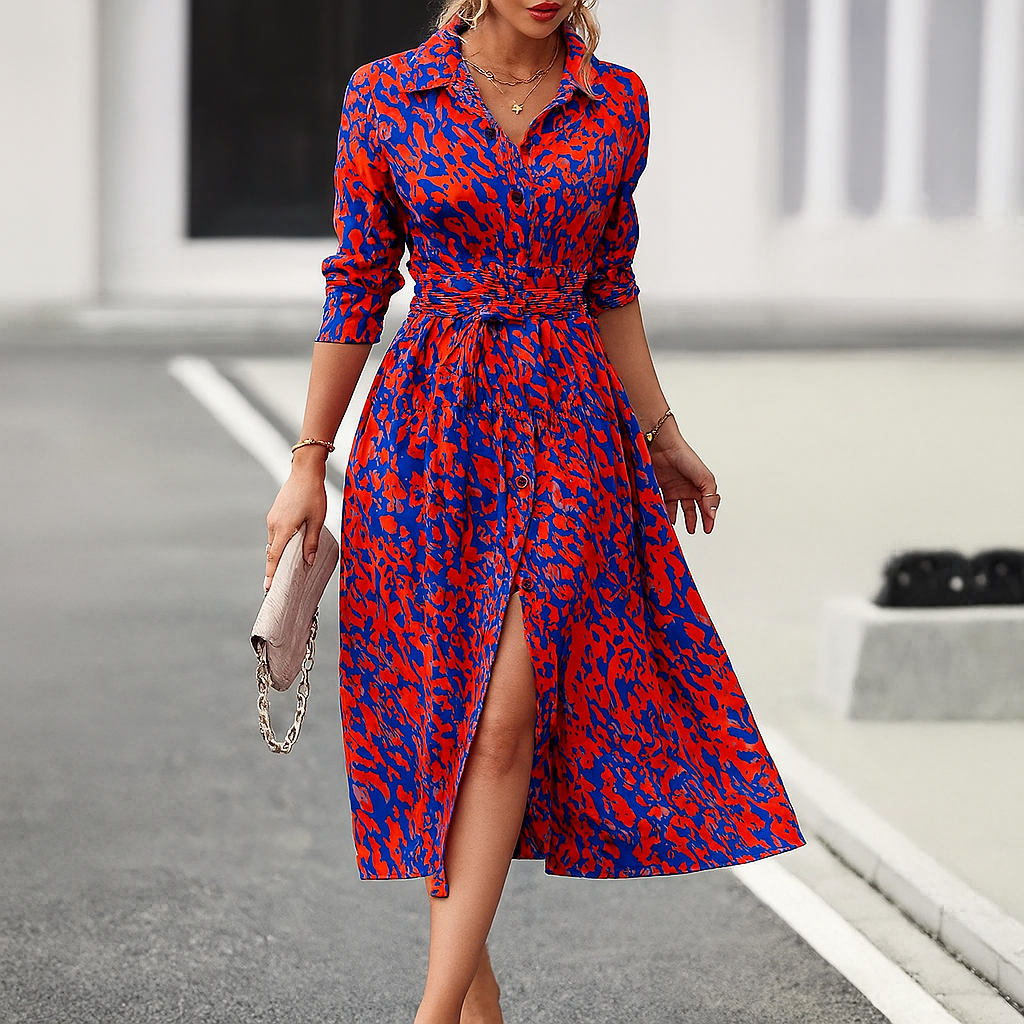 Bedrucktes A-Linien-Shirtkleid mit Schlitz
