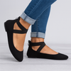 Ballerinas mit elastischem Riemen und Wildlederfinish
