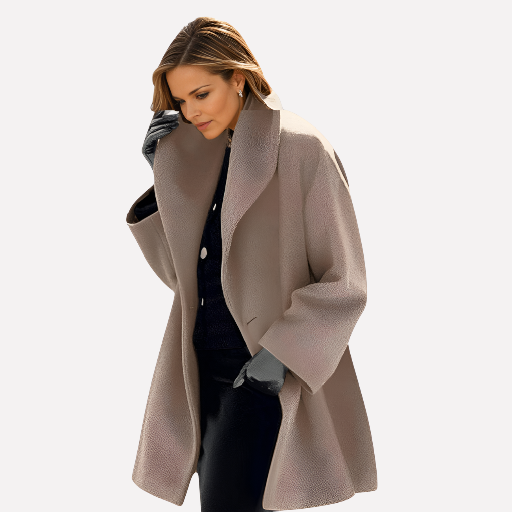 Damenjacke mit weitem Kragen