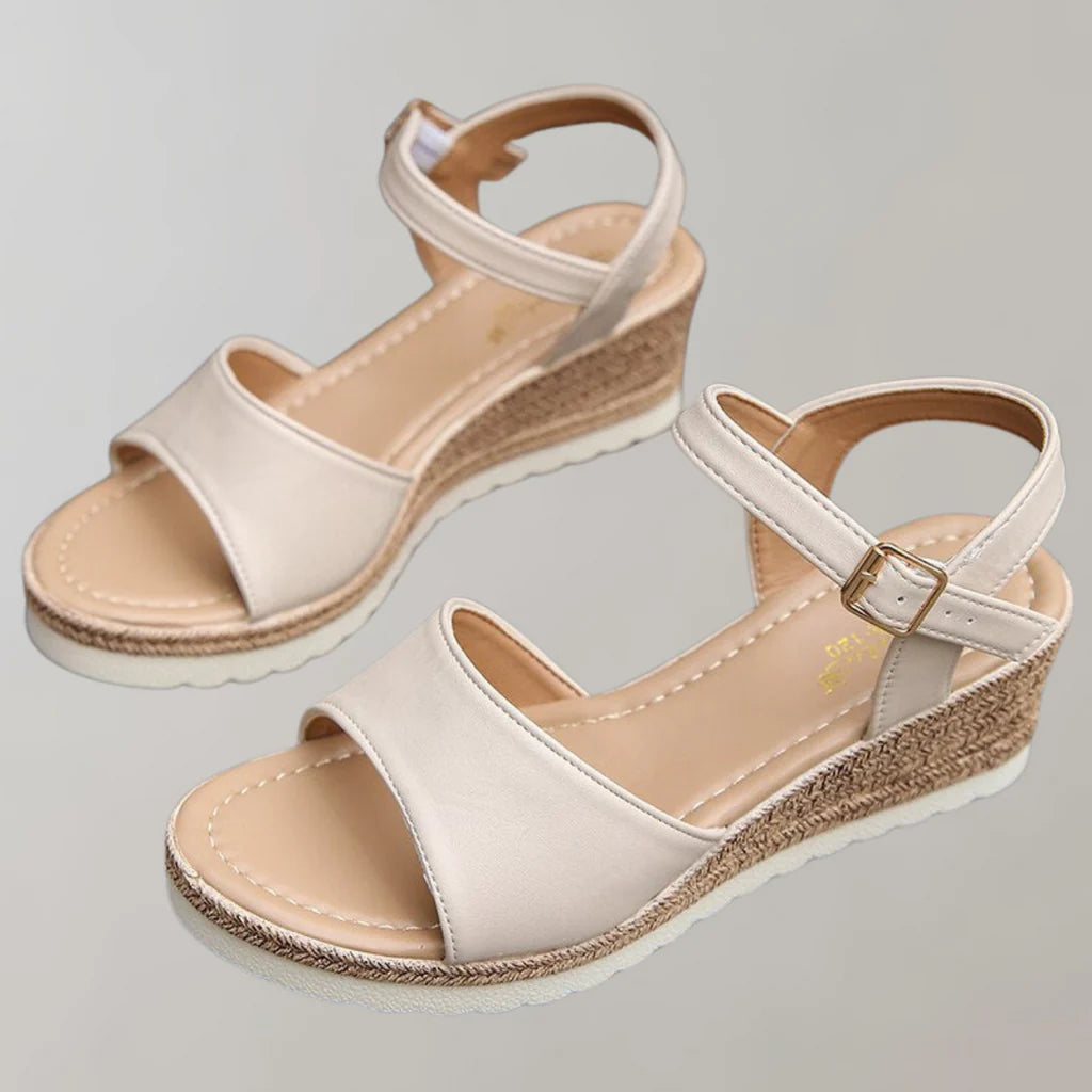 Leichte Keilabsatzsandalen für Damen
