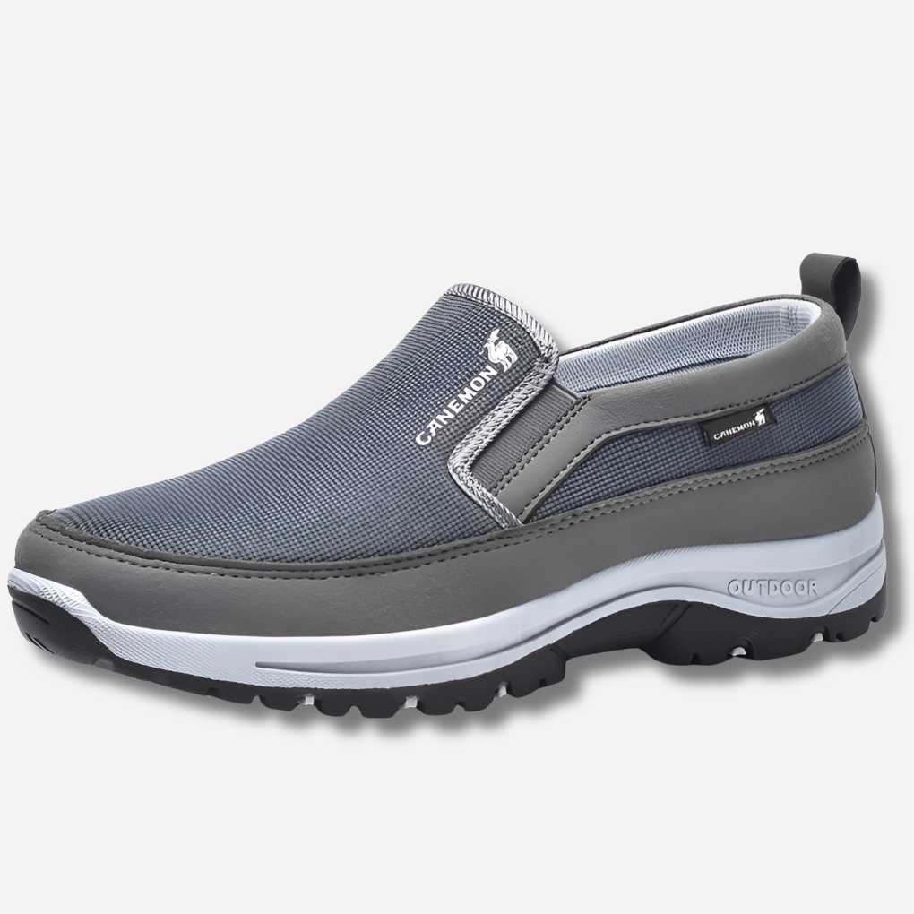 Wasserabweisend. Für Gleichgewicht konzipiert. Schuhe für Komfort bei jedem Wetter.