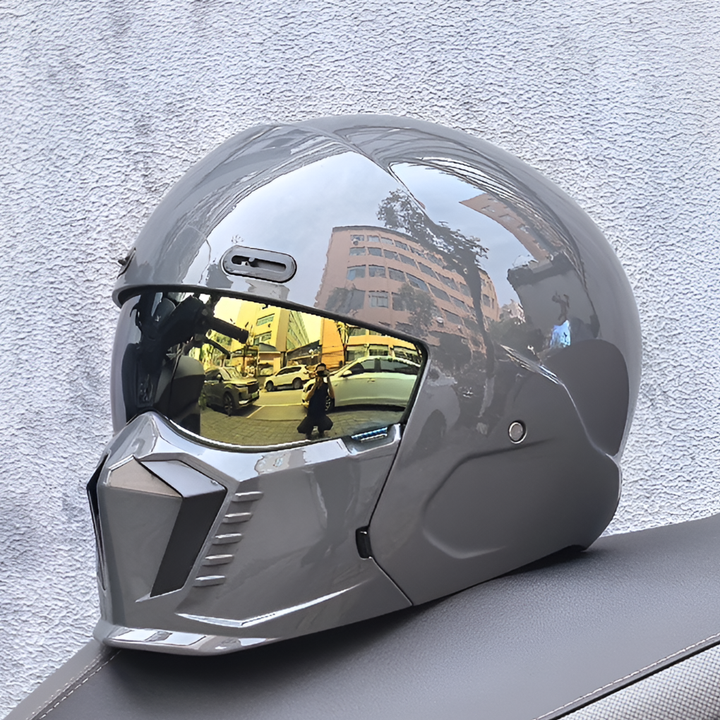 Motorradhelm