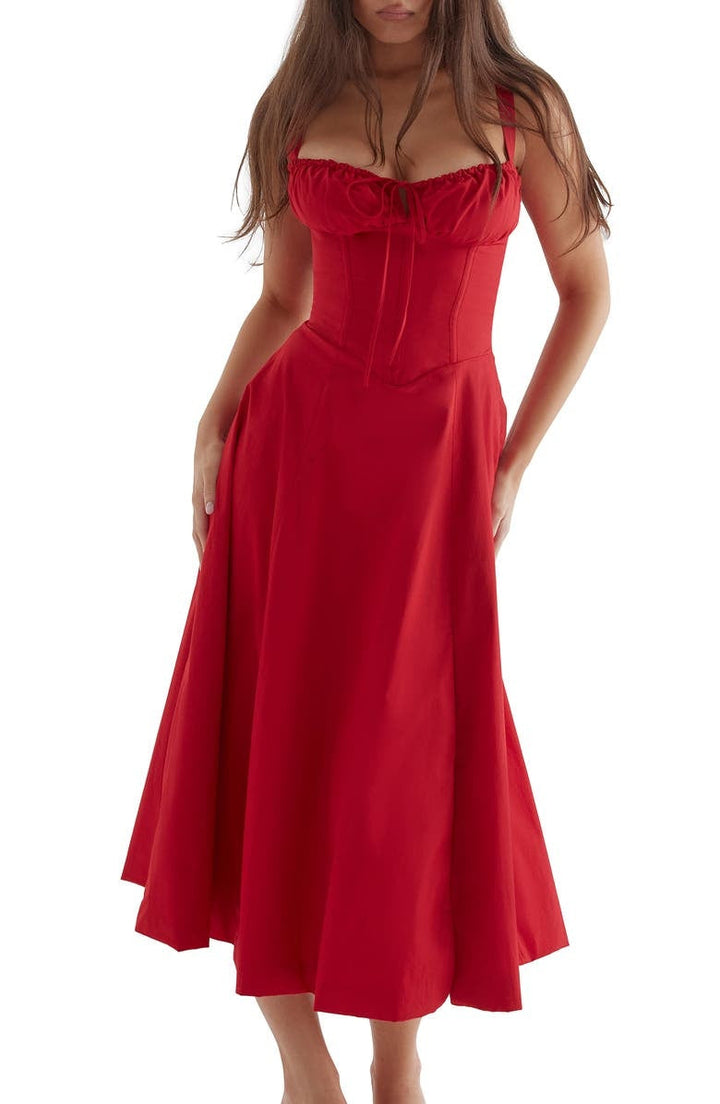 Blumiges, tailliertes Kleid