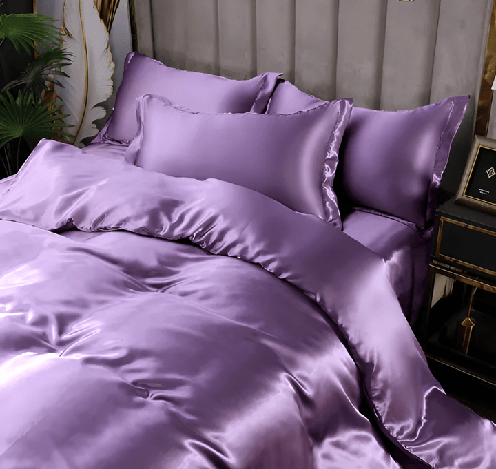 https://www.sarando-shop.com/cdn/shop/files/HomoraPurpleSilkBettdecke10_f18b487c-405d-43ed-a071-3f70cb1436e7.png?v=1775741245