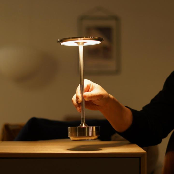 Tragbare kabellose Tischlampe