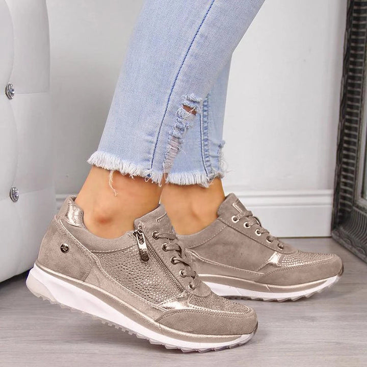 Sneakers für Damen, entworfen für Ausgewogenheit, atmungsaktiv und stützend
