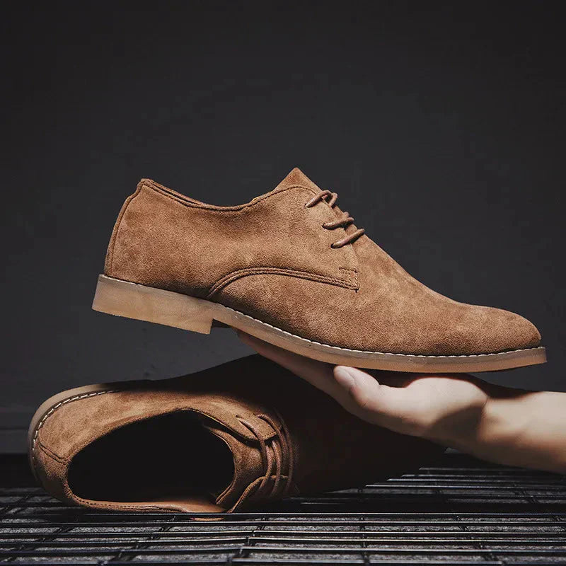 Klassische Herren-Oxford-Schuhe aus Wildleder