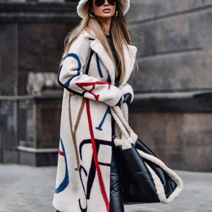 Warme Damenjacke mit Taschen