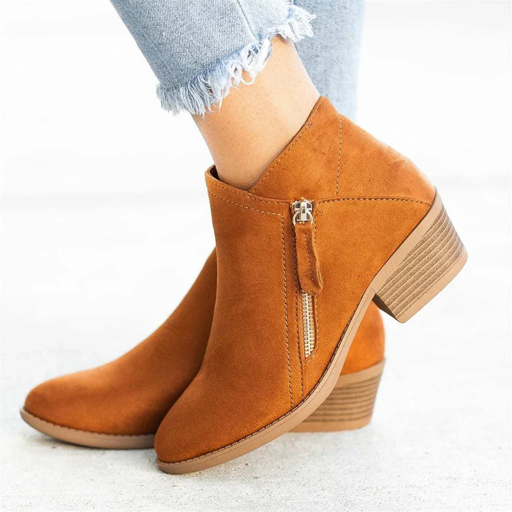 Entworfen für Ausgewogenheit Lederstiefel für Damen