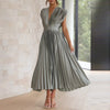 Elegantes Damenkleid mit V-Ausschnitt