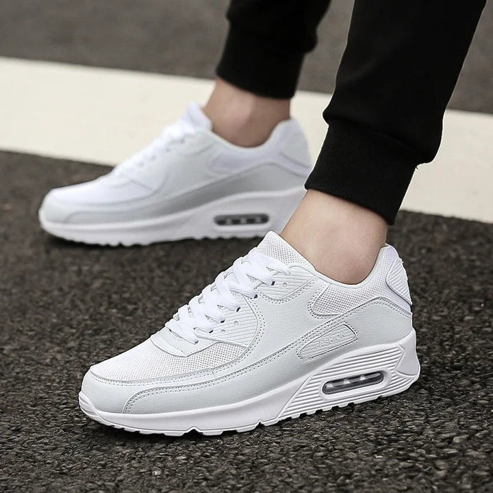 Weiße Leder-Herrensneaker mit Hoher Sohle und Modernem Look