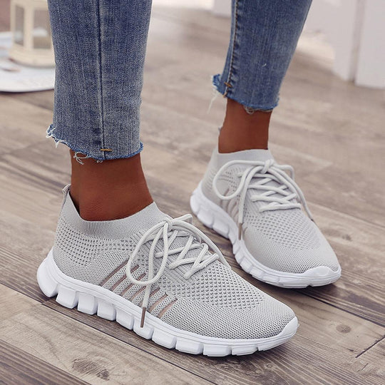 Lebhafte Mesh-Sneaker für Damen