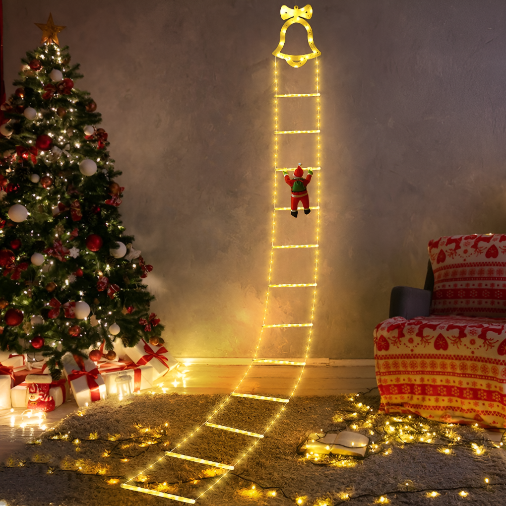 Kletternder Weihnachtsmann als Dekoration