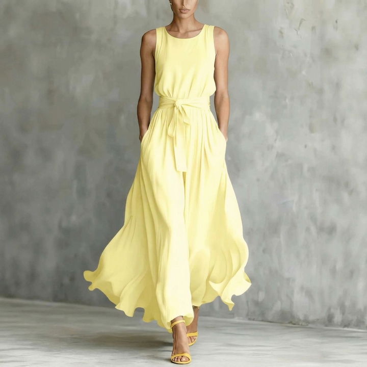 Tailliertes Kleid mit Schnürung