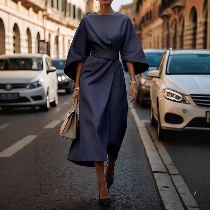 Elegantes Kleid mit Batwing-Ärmeln für Damen
