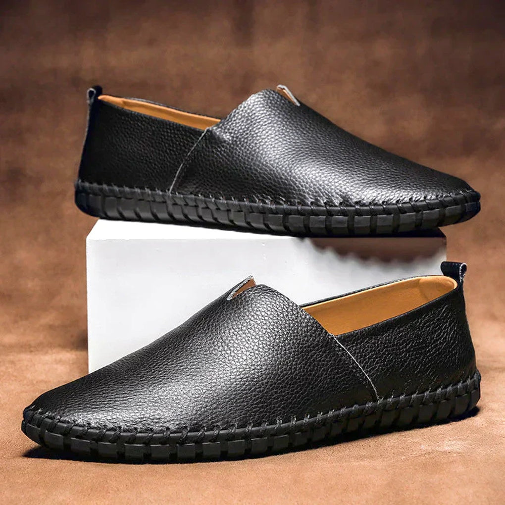 Elegante Slipper aus mattem Echtleder